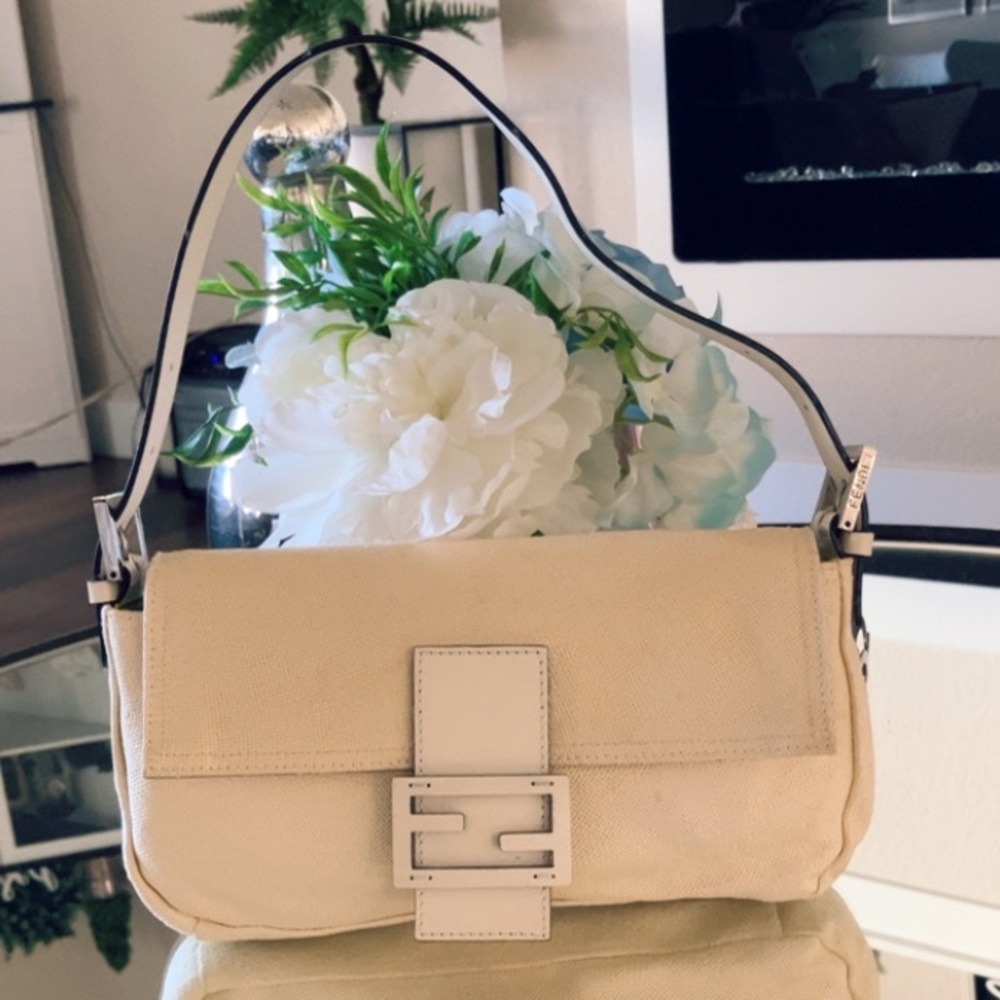 Vintage Fendi Baguette